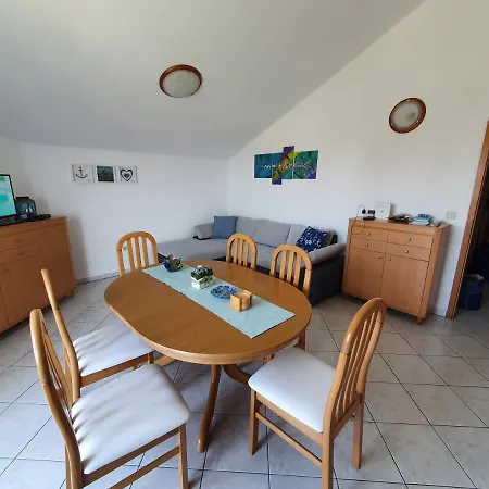 Apartment Irena *