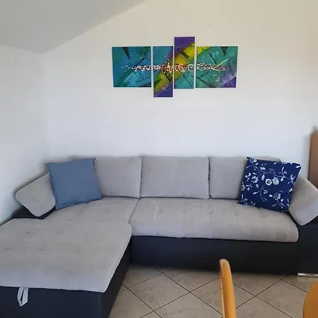 Irena Apartment *