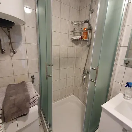 Irena Apartment *